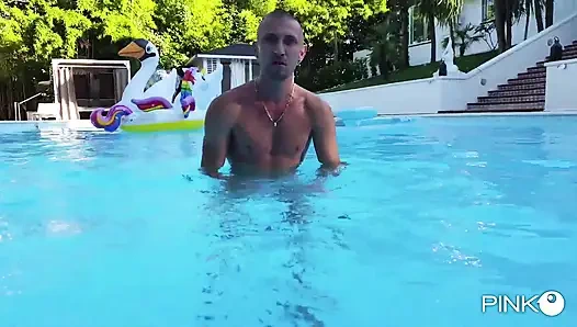 The hot girl Korinha buggered by Luca Ferrero