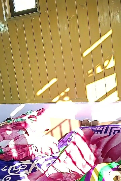 Indiancă Devar Bhabhi - sex incitant erotic! Fute-mă din nou!
