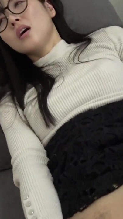 Yukari - Receptionist Who Used To Be A Slut, Now Has A Thing For Rough Stuff Now. | Clip 1