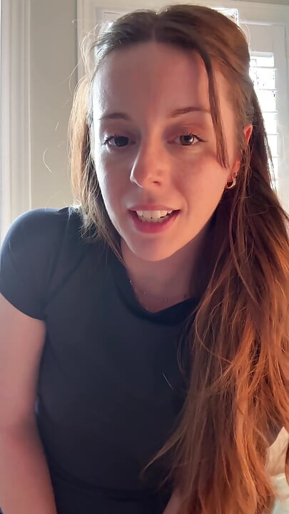 Hottie in Glasses Tells You How to Stroke!