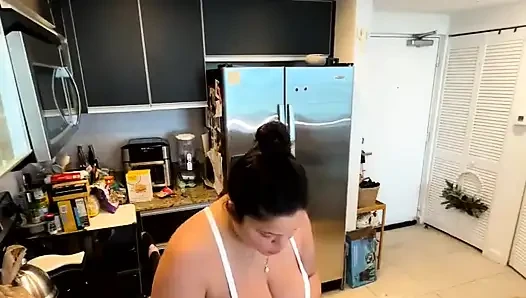 Dani Valentina ile canlı yayın