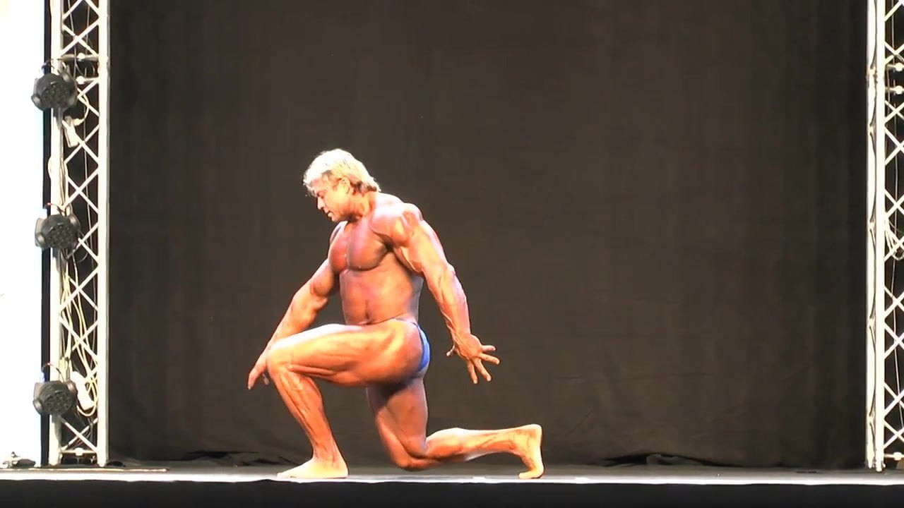 MUSCLEBULL DAINIUS BARZINSKAS