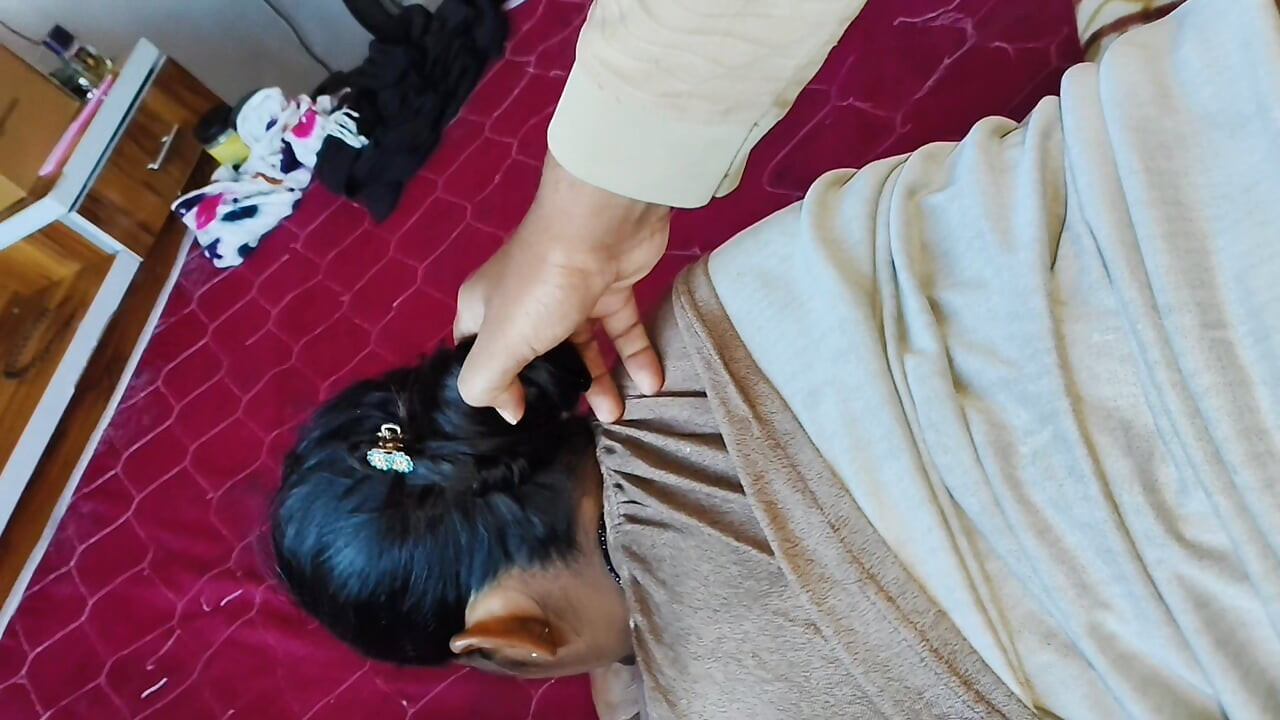 First time anal sex - Pita aapne bade beti ko doggy style me chod raha he - man and young girl doggy hot style fucking hindi.