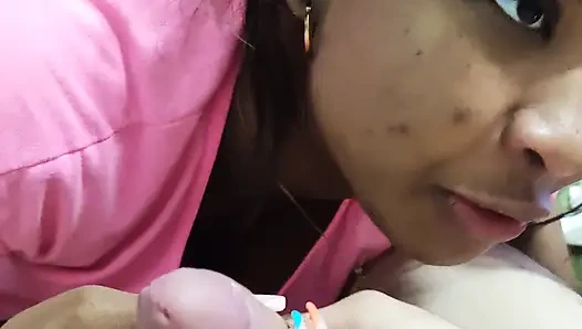 Kolombiyalı esmer gringo ile seks yapıyor