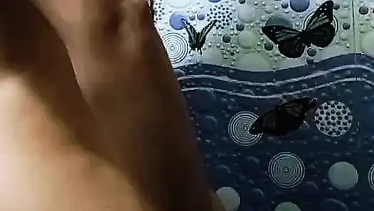 Indian bathroom viral vidoe