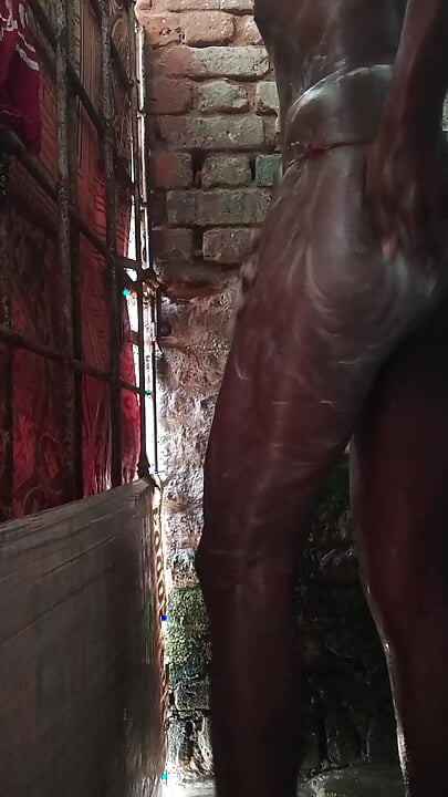 Indisk tamilsk gutt bading video del - 1