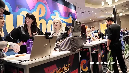 2019 Avn Expo with Ladybug