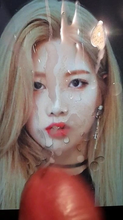 LOONA Kim Lip tribute