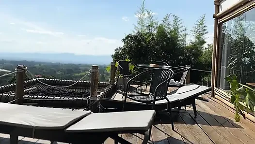 Annacherry jakuzide sikişiyor!