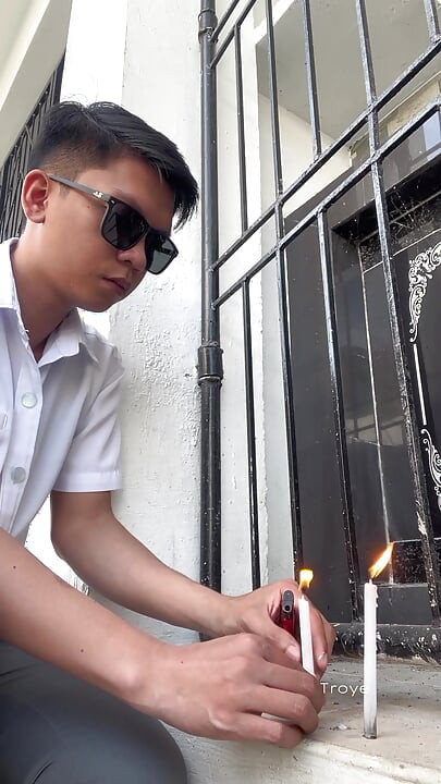 Hot Pinoy Student with Big Veiny Cock