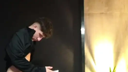 Çığlık atan fahişe amımı telo'da kırdı