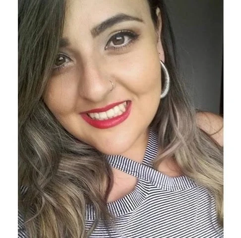 Chubby girl nice smile great ass