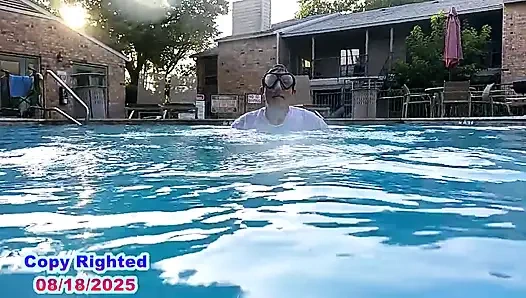 Wet Wild Fun in the Sun Full Video