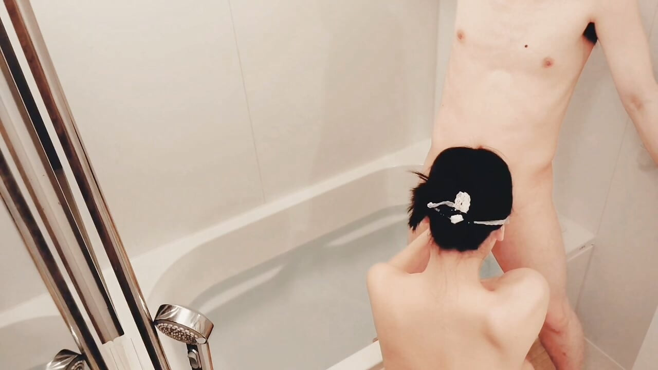 Bathing together with a cute, busty young wife. When she starts to feel pleasure from caressing me, I get to ejaculate from a. Home made amateur Private Shoot