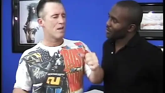 Wanita hamil suka dientot sama pria kulit hitam