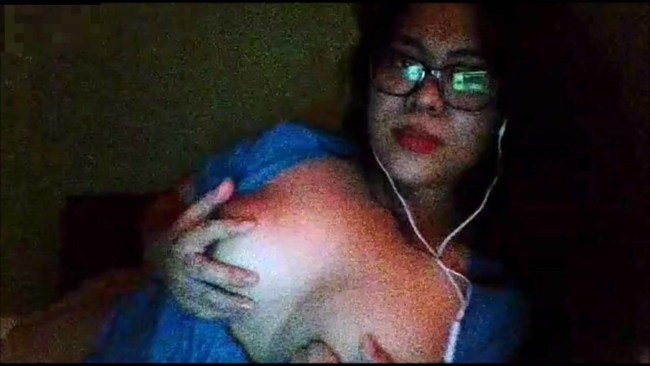 Filipina On Cam