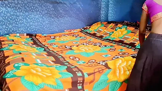 После того как мы улеглись на кровати, мы с моей сексуальной женой занялись интенсивным анальным сексом, настоящее секс-видео дези с сексом в розовой блузке