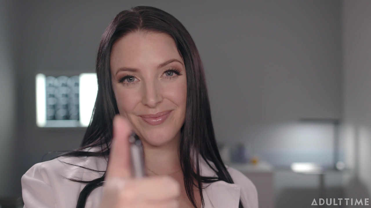 Asmrファンタジー博士。アンジェラ・ホワイトが全身身体検査