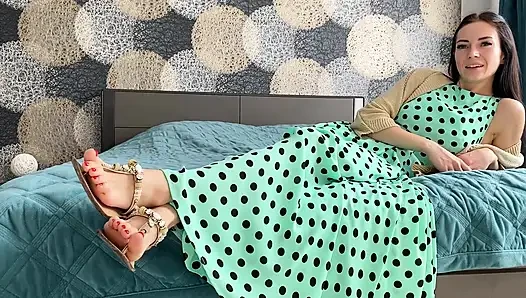 Ayak kölesi, tuvalet aşağılaması,