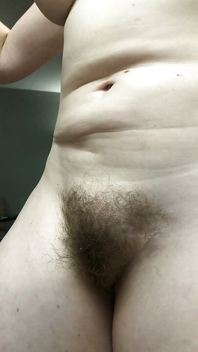 Fancy a chat whilst I strip off and stand butt naked in the bathroom?