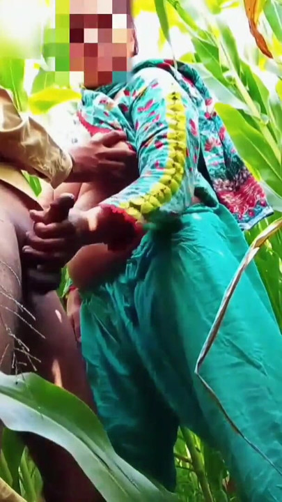 Hot Threesome hard fucking in outdoor | Clip 2