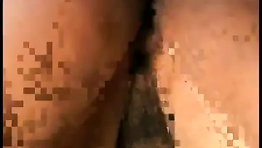 Pria kurus kulit hitam disepong sama cewek jalang yang belum dientot gaya doggy