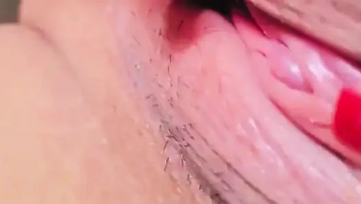 Aku punya keinginan seperti itu untuk pergi menunggangi.