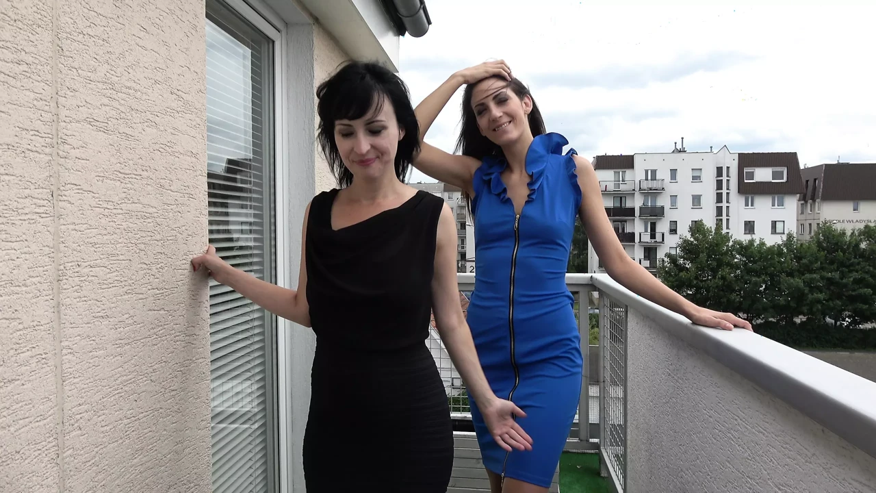 Sweet Pantyhosed Lesbos