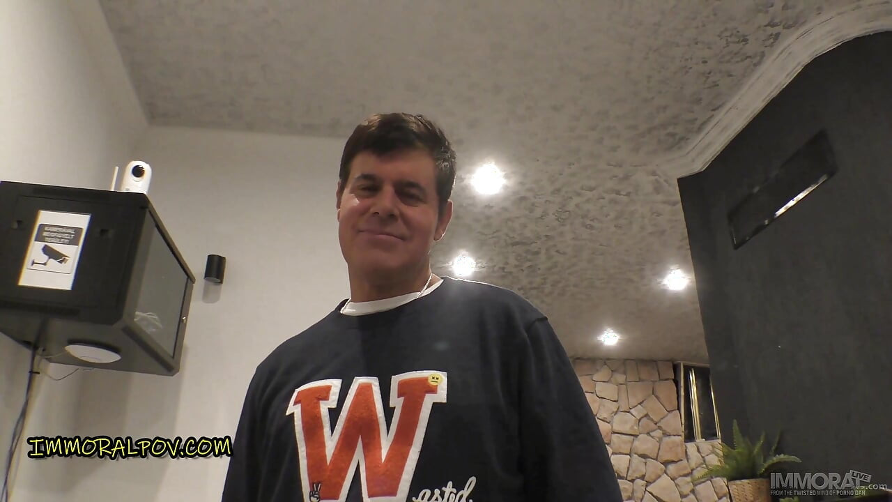 Lana Roy college loszka z opalonych linii młotkiem w stylu ussr!