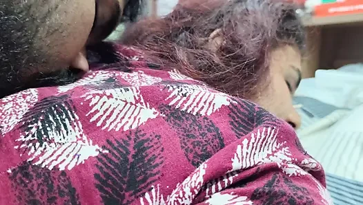 Göt öpücüğü romantizmi, Malezyalı kız ateşli göt öpücüğü