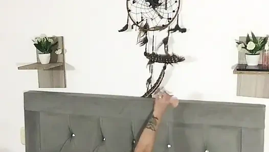 I get on top of my boyfriend and make him come inside me