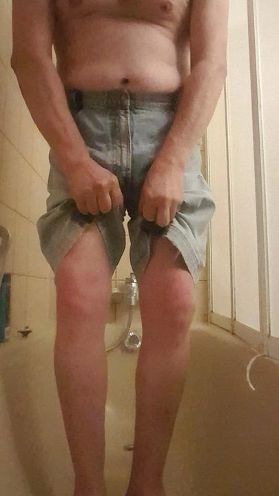 peeing in used jeans