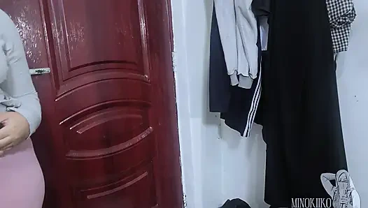 Cewek Indonesia Berhijab Gak Tahan Pengen Ngentot Setelah Minum Cairan Aneh - Minokiiko