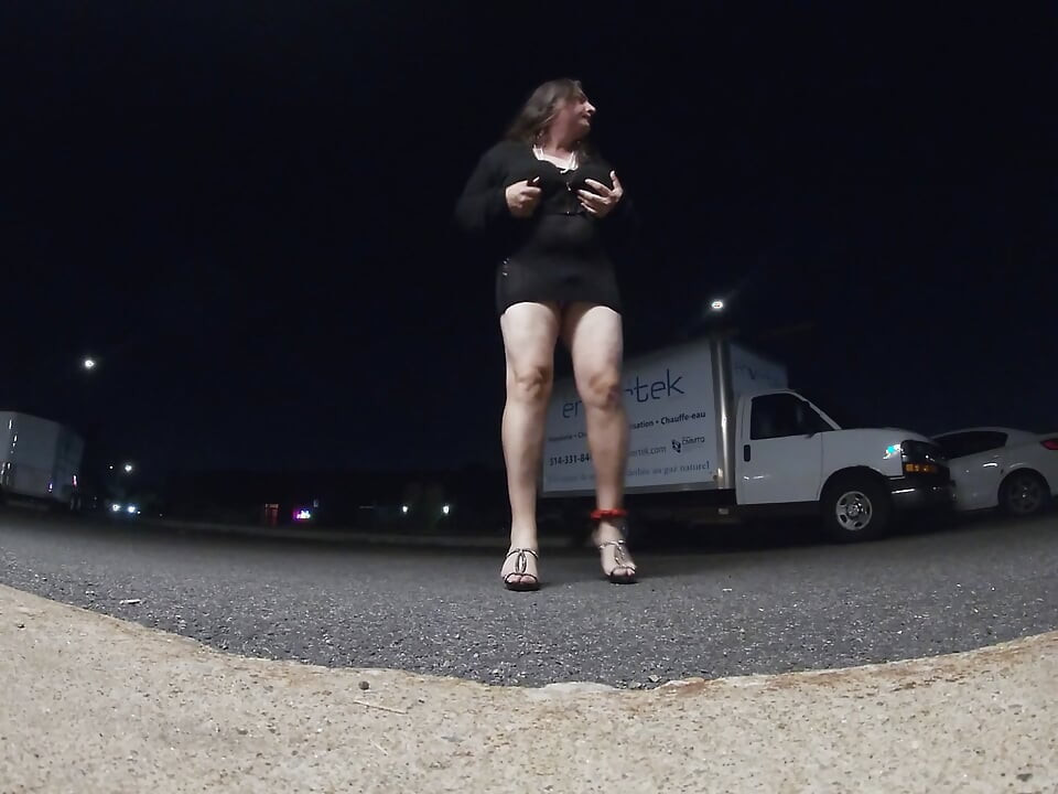 Sissy Older TV is on an Outdoor public adventure wants to suck Truck drivers