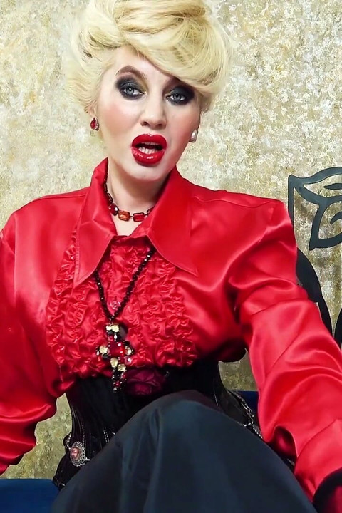 Halloween Red Lipstick Kisses
