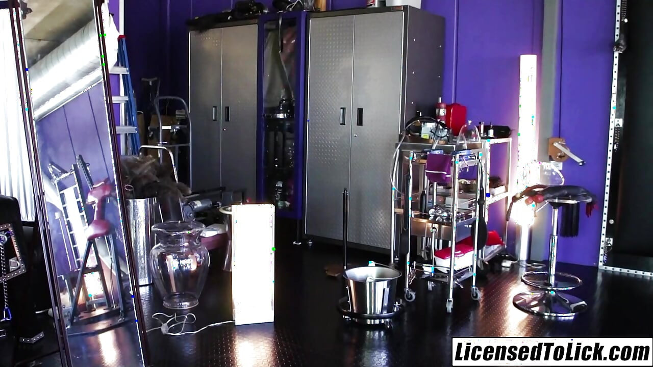 LICENSED TO LICK - Charli Piper BDSM Lesbian Lesson