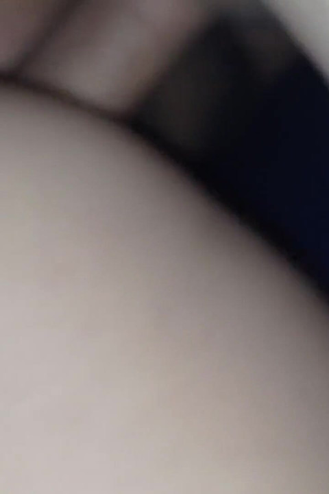 前任對男友生氣，要我操她
