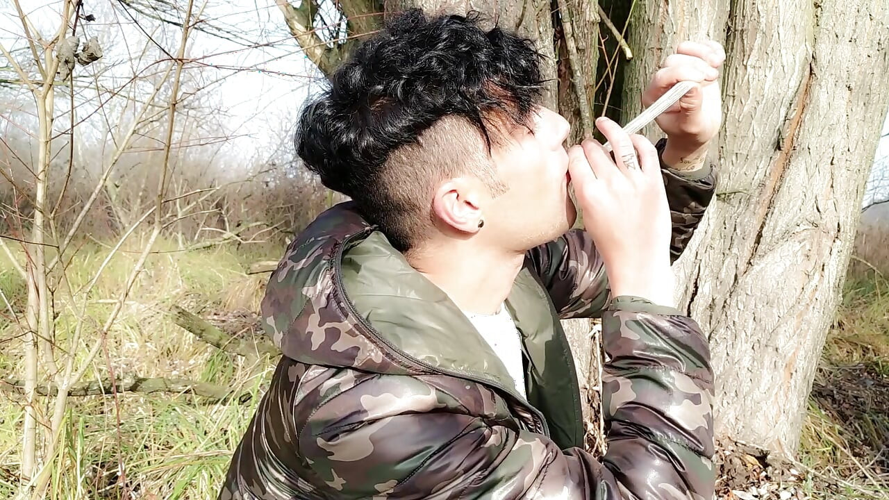 Twink Found 6 Used Condoms by 4 Straight Friends - Cum Eat Then Put in Ass