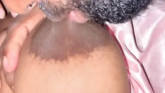 Desi bhabhi melkt und vollständiges sexvideo