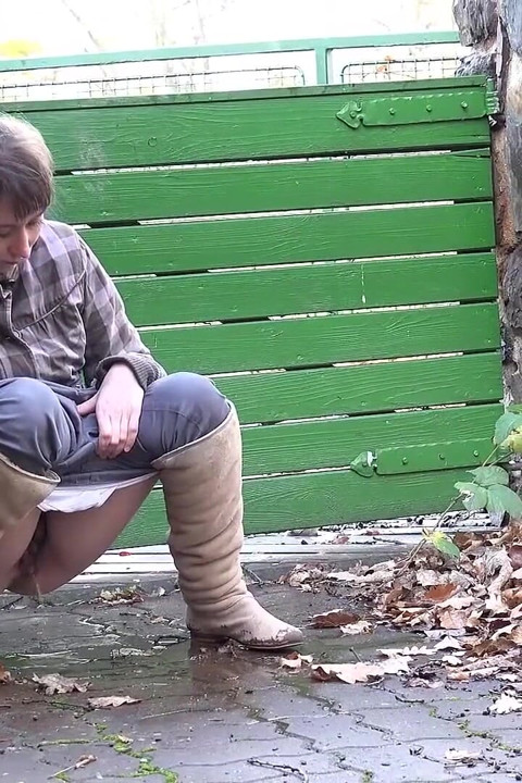 Xadrez por Got2Pee onde as meninas vêm mijar