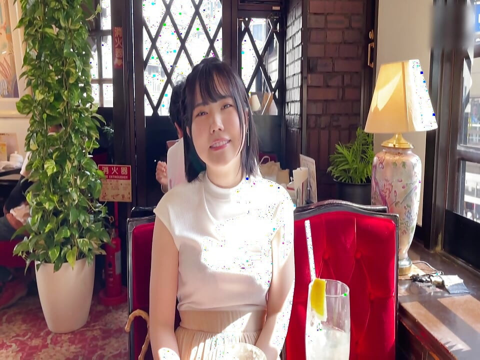A087G06 A bright, energetic, naturally busty, and perfectly hairless girl with an idol-like face and a perfectly healthy figure has hooked-up sex at a love hotel!
