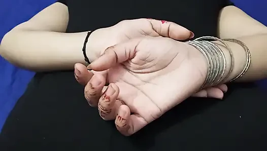 Dost ki bivi ko choda Indian aunty fucked