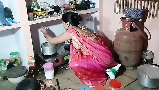 Lund ki bhukhi mother-in-law ko ghodi bana ke choda - Indian big boobs mylf taboo with hindi dirty talking