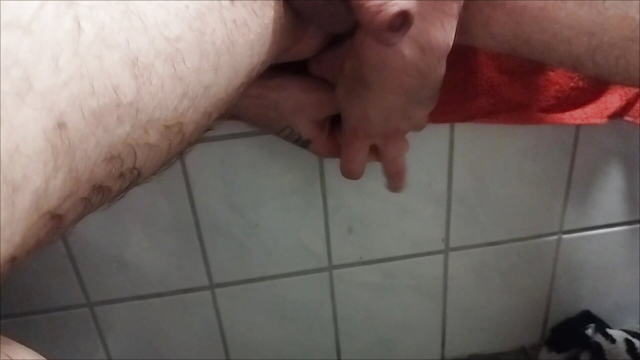 Dildo tangan di pantatku