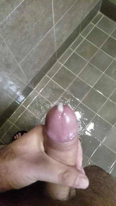 Slow-mo cumshot