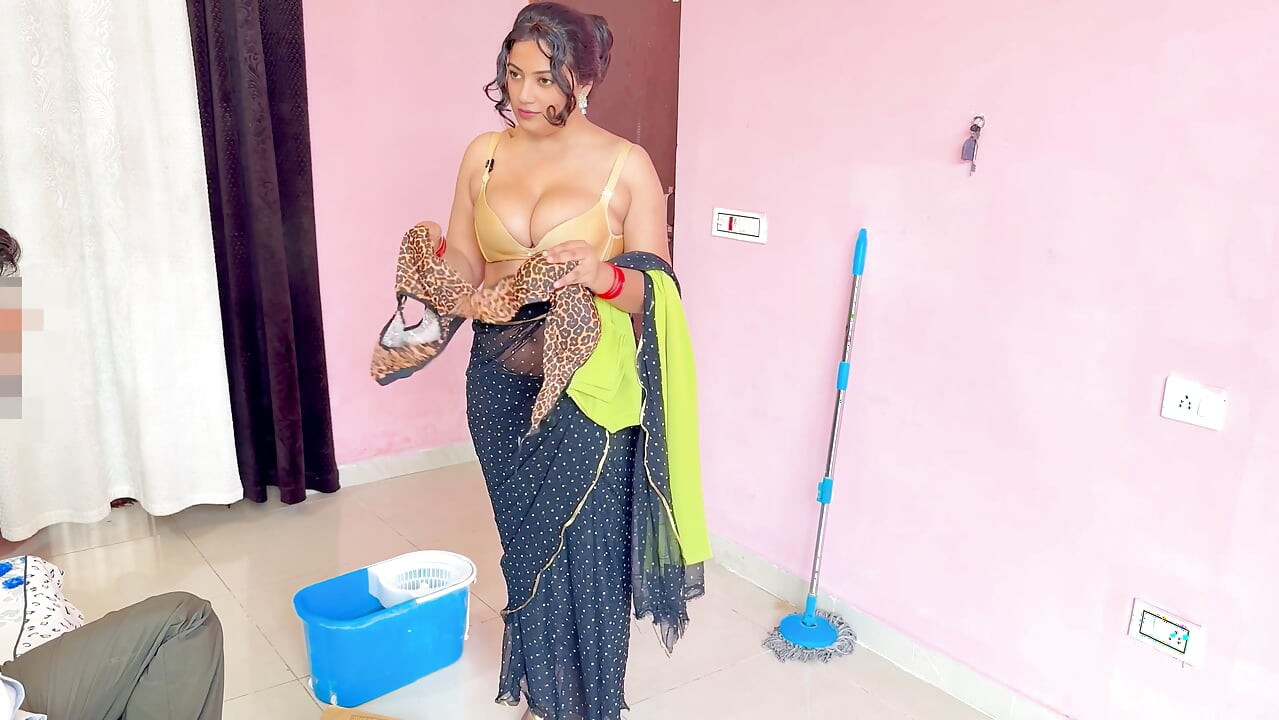 Desi maid fucked by her malkin sexy dress, she's enjoyed with malik when malkin going to outside , Full Hindi video viral