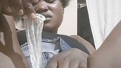 Kondom mit sperma macht sie an - macht sie nass