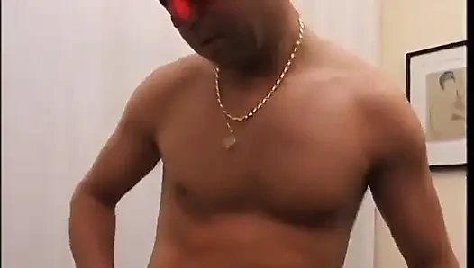 Blonde amateur chick in mask screwed and squirted with cum