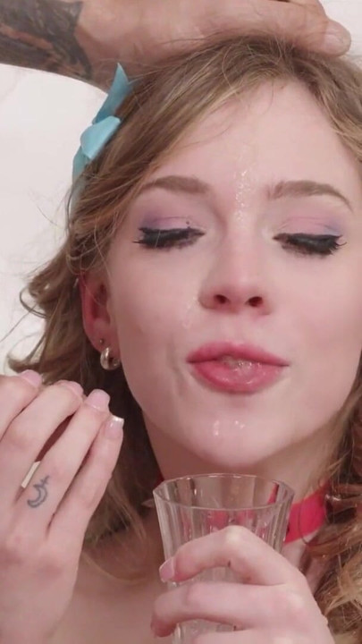 Kočička Venus Vixen je ošukaná a zvlžená se zlatou sprchou! | Klipy 2