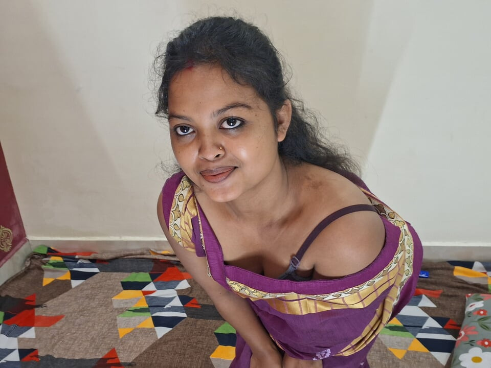 Spread eagle with wife Romantic SexBoyfriend hindi
